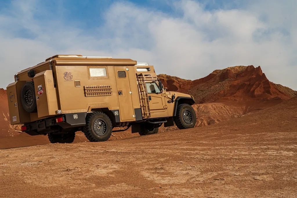 Mengshi todoterreno 4x4, RV en un antiguo vehículo militar