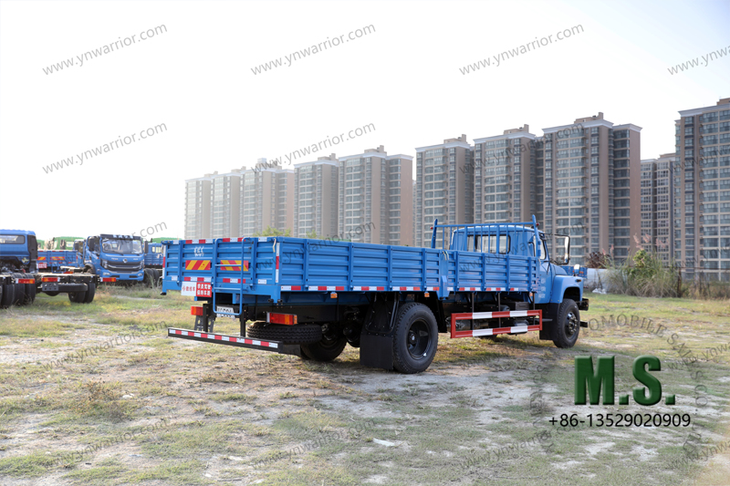 Vehículo instructor de camión comercial perspectiva de caja de carga