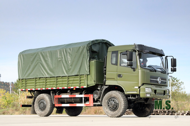 Dongfeng Camión volquete de cuatro unidades_210HP 4*4 Camión volquete de media fila con cabeza plana_Camión especial de exportación de vehículos de transporte minero