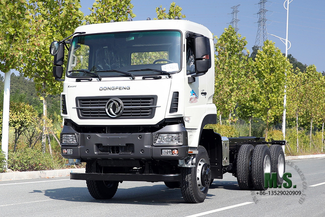 Chasis todoterreno 6*6 con ocho ruedas traseras Dongfeng Vehículo especial de exportación de chasis de camión de una hilera y media con cabeza plana