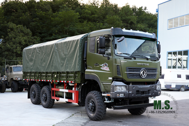 Camión todoterreno Green Six Drive Dongfeng Camión pesado 6 × 6 Vehículo de carga de tres ejes Vehículo especial de exportación