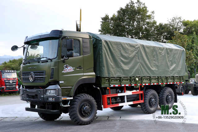 Camión todoterreno Green Six Drive Dongfeng Camión pesado 6 × 6 Vehículo de carga de tres ejes Vehículo especial de exportación