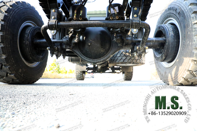 militar chassis color verde perspectiva 