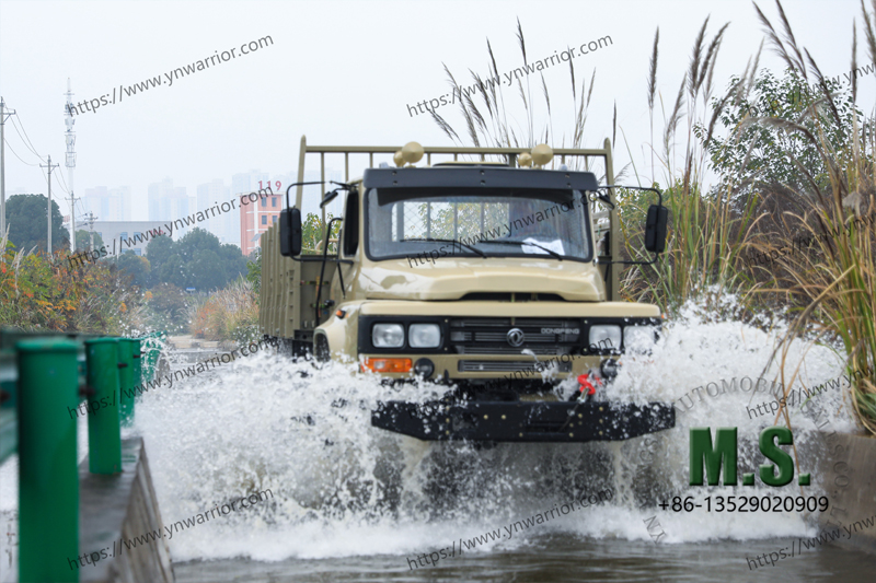 Dongfeng duradero camión de carga de carga 6x6 210 caballos de fuerza 