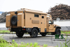 195 caballos de fuerza y ​​6 toneladas de peso bruto Modelo militar 4x4 Versión Mengshi RV_Suspensión delantera y trasera de doble horquilla, transmisión manual automática, chasis militar servido_Directo del fabricante