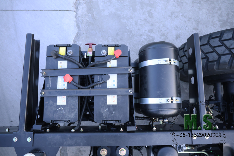 6x6 Chasis rodante de 340 caballos de fuerza para autob&uacute;s Bater&iacute;a enorme de 24 voltios 