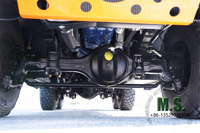 6x6 Volante a la derecha Dongfeng Autob&uacute;s todoterreno 6x6 Eje fuerte y placa protectora del motor 