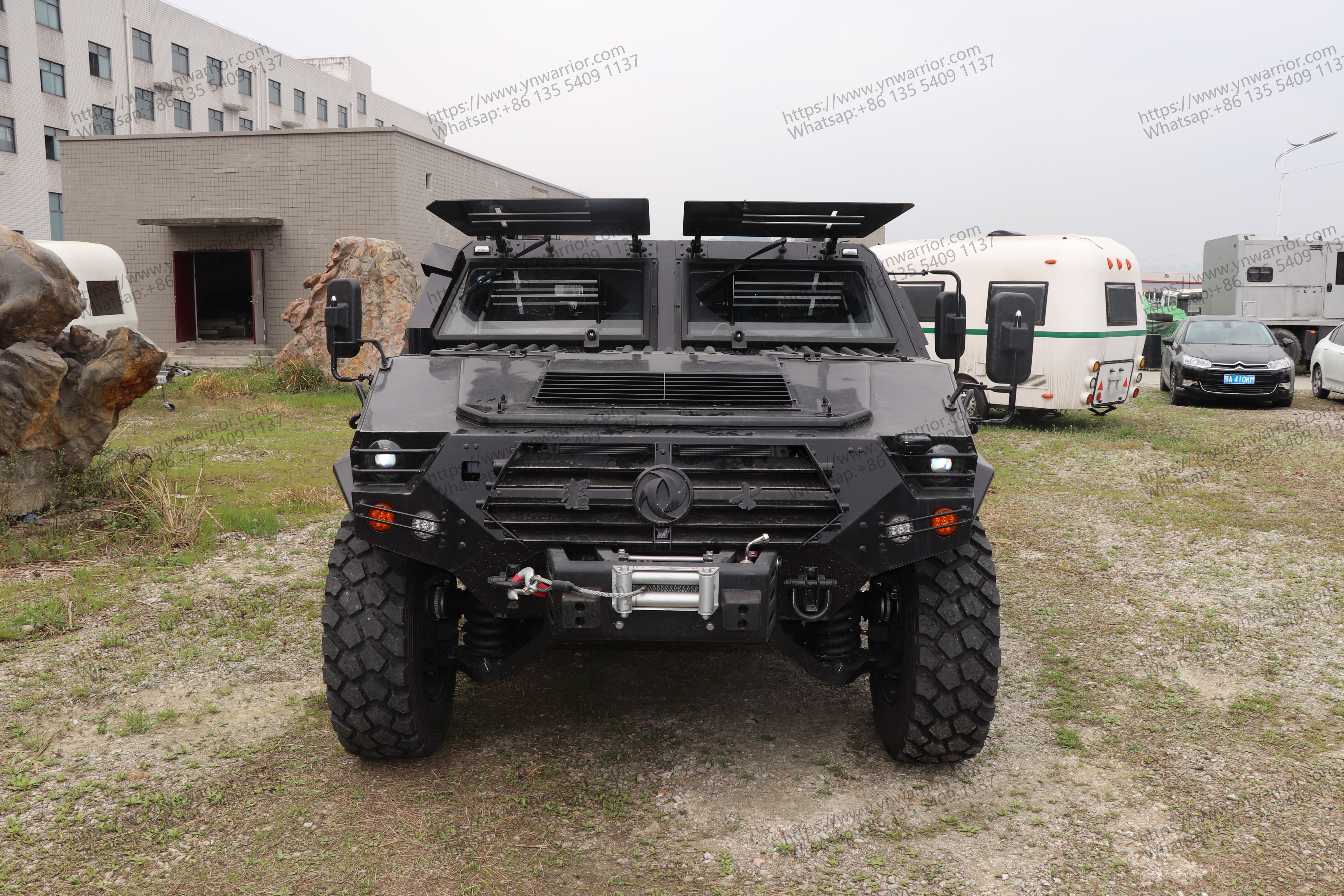 fabricante de vehículos militares chinos frontal persectivo persectivo 