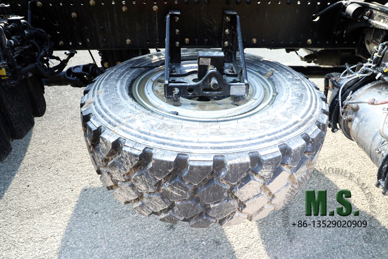 CHASIS MILITAR CHASSIS CAMBIO VERDE NEUMINA DE 