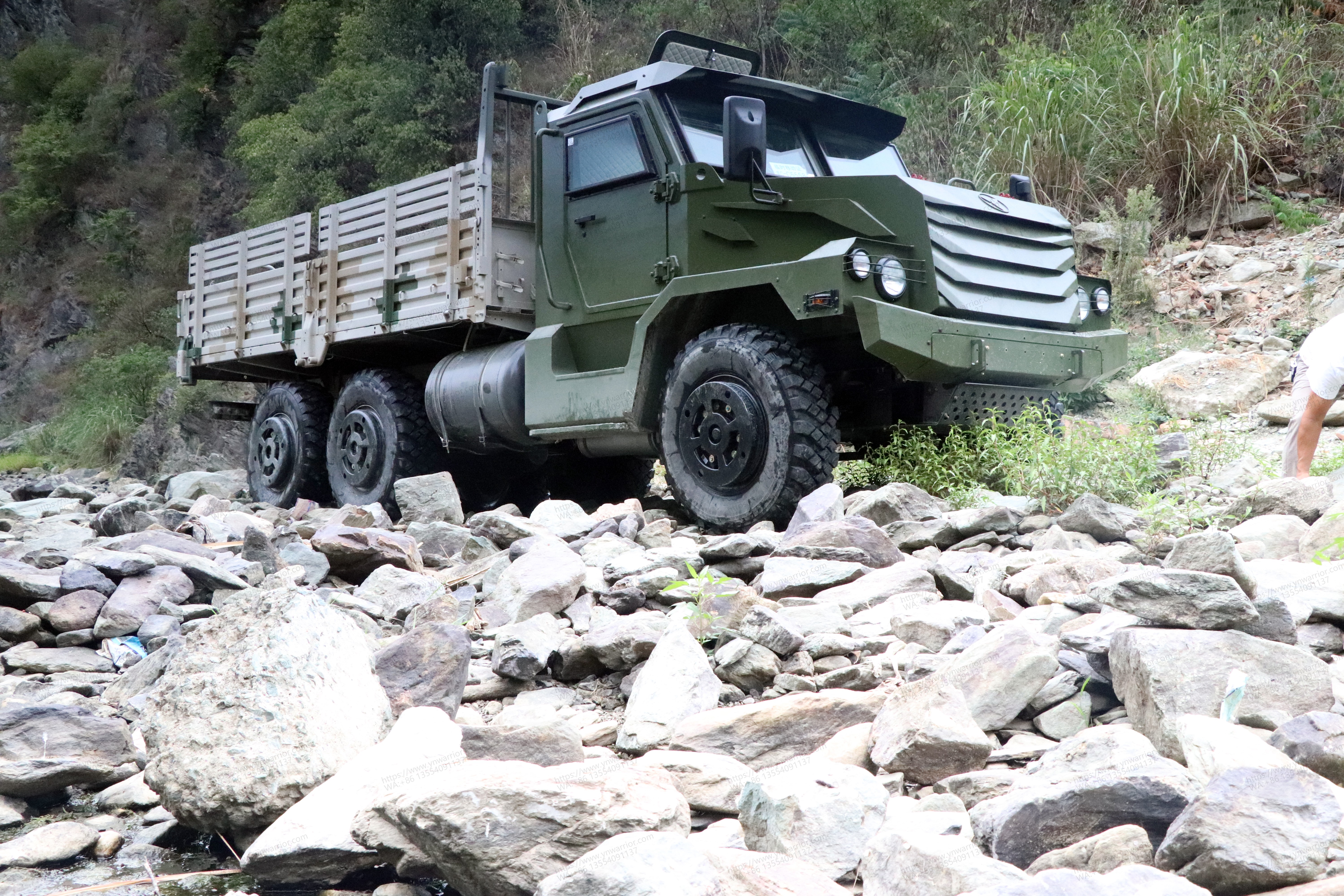 Dongfeng 6x6 camión de todoterreno todoterreno para el ejército 