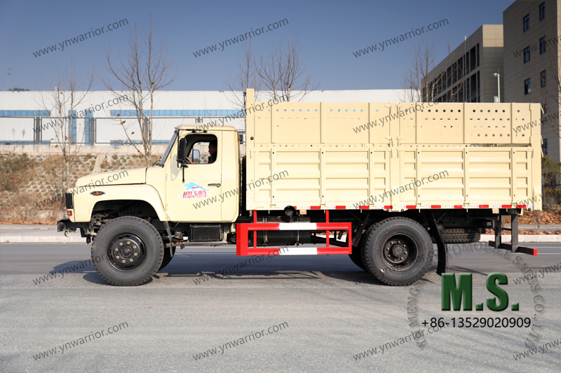 Dongfeng 4x4 Placa de caja de carga hueca de camión sin costo 