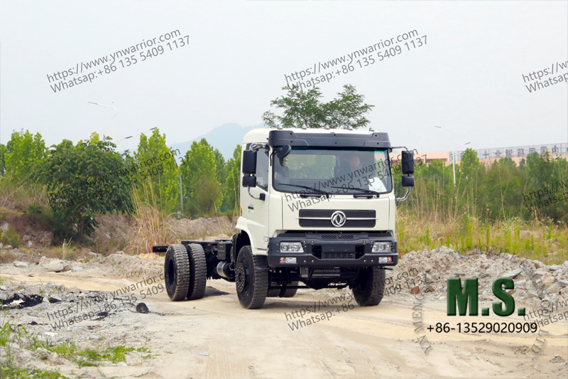 Dongfeng 4x4 CHASSIS CAMIÓN CONSEJO PESADO DE 18 TONES DE SERVIO DE 18 TONES 