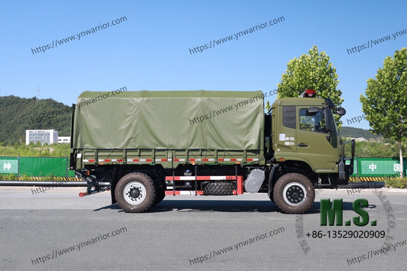 Dongfeng 4x4 Camión de carga con rampa de elevación hidráulica { 