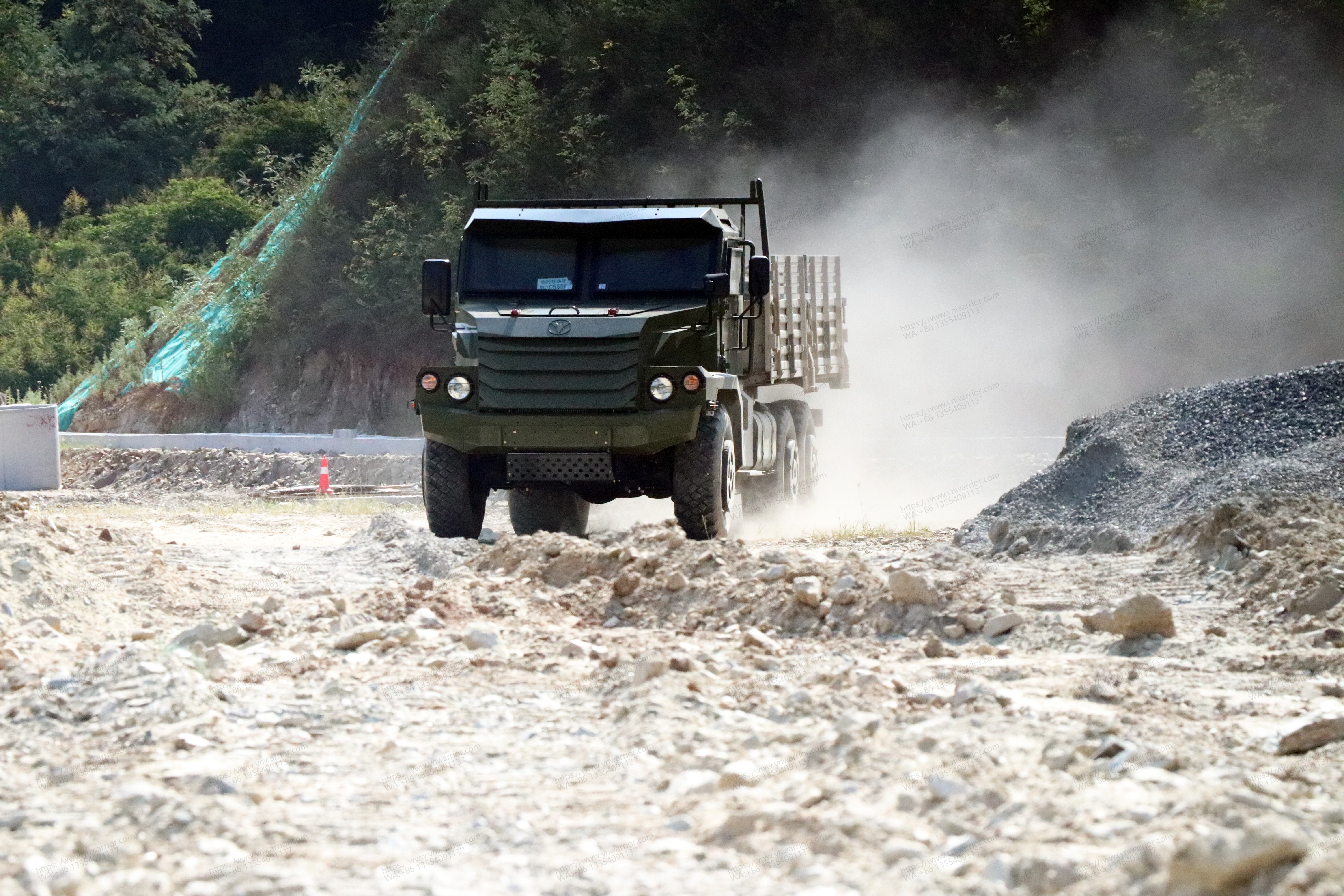 Dongfeng 6x6 camión de combate de alta movilidad todoterreno 