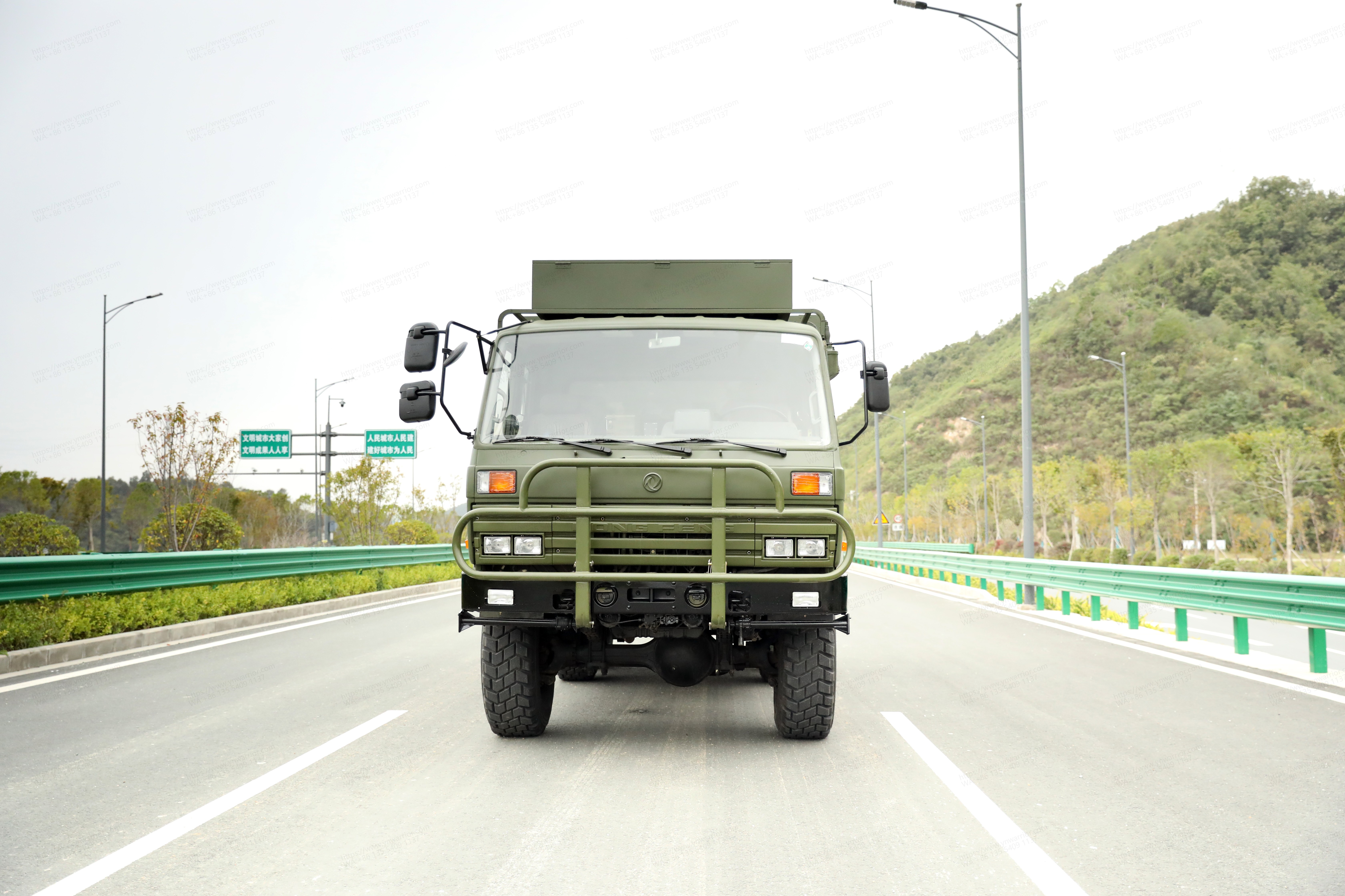 Dongfeng 6x6 autobús de camión de pasajeros todoterreno 