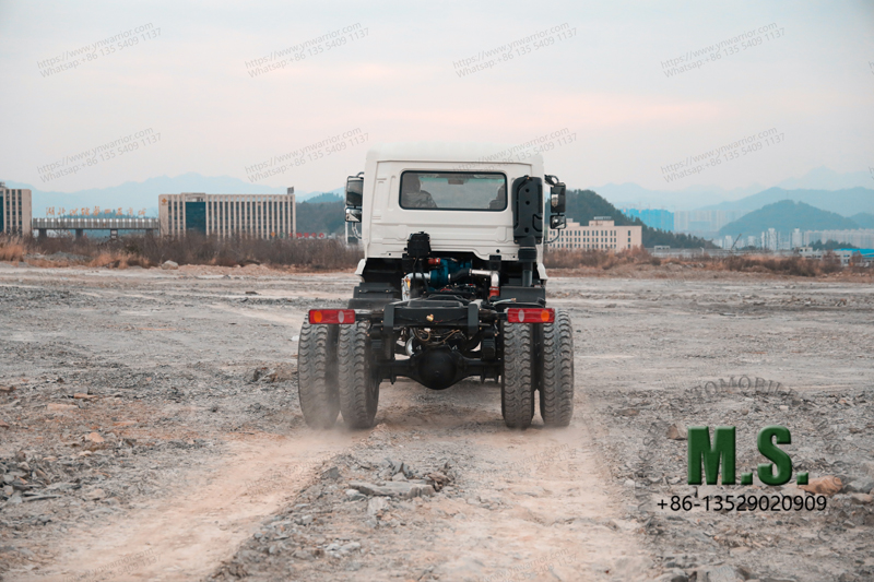 Dongfeng 4x2 chasis de camión volquete en el lodo 