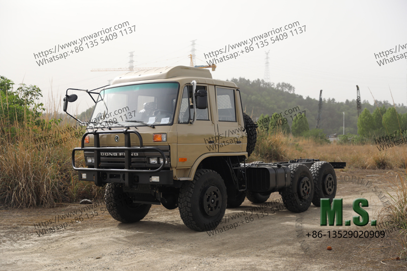 Dongfeng 6x6 camión de doble fila en wild 