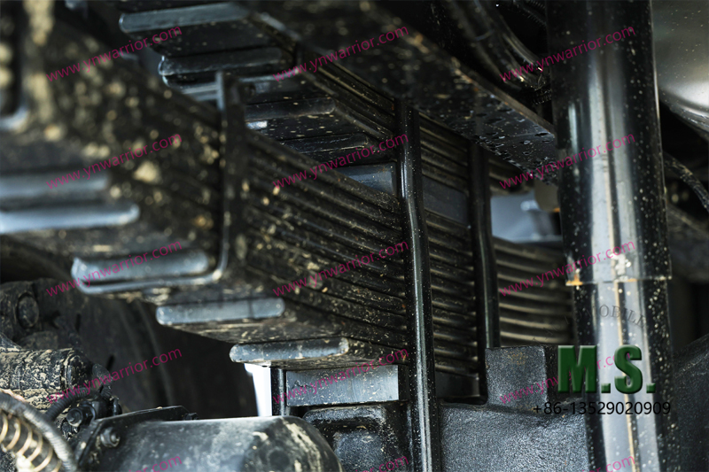 Suspensión de ballesta trasera del transporte de tropas blindados chino 