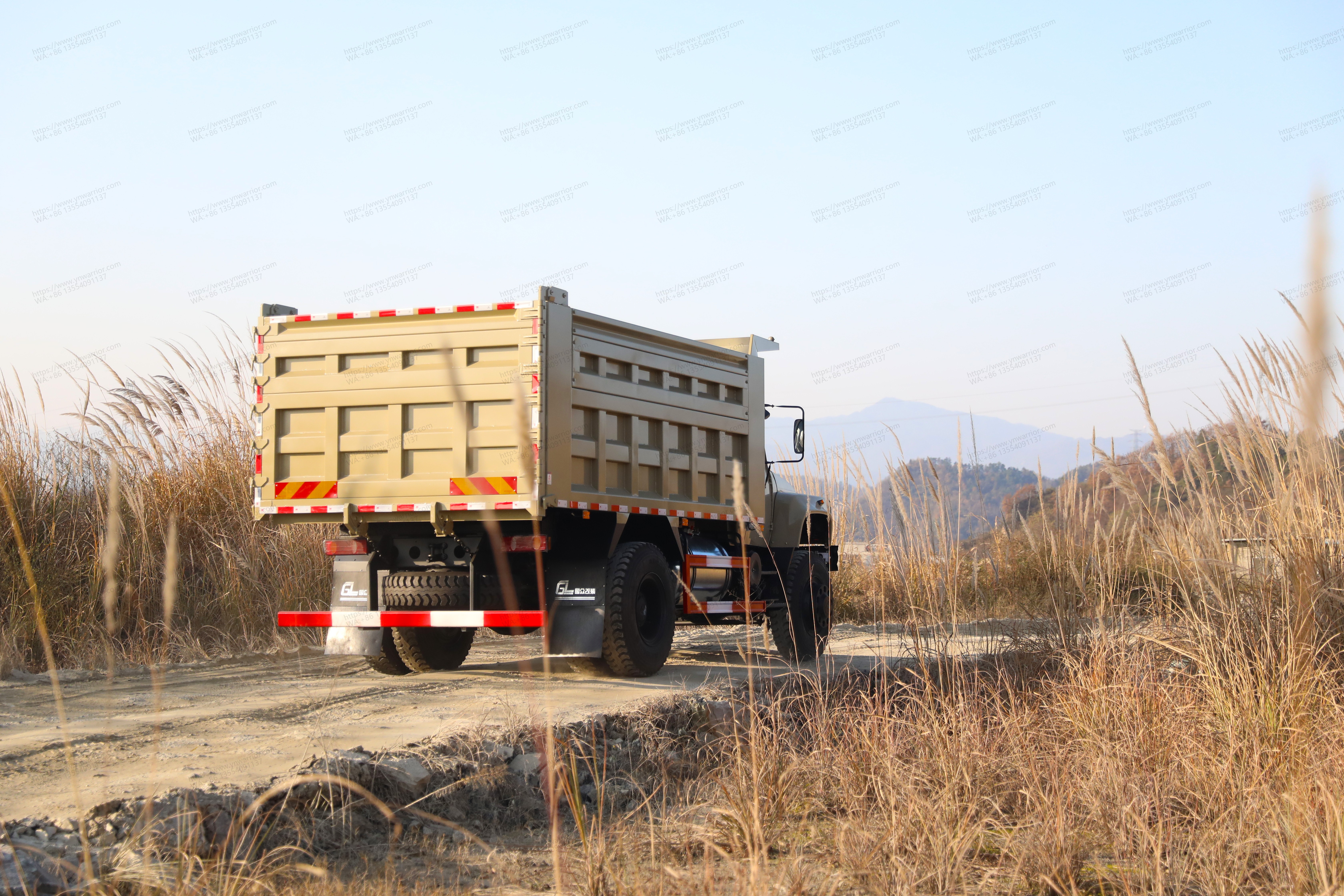 Dongfeng 4x4 camión volcado todoterreno 