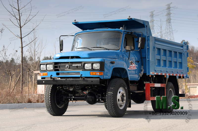 Dongfeng 4x4 base de camión de volumen en el modelo militar 