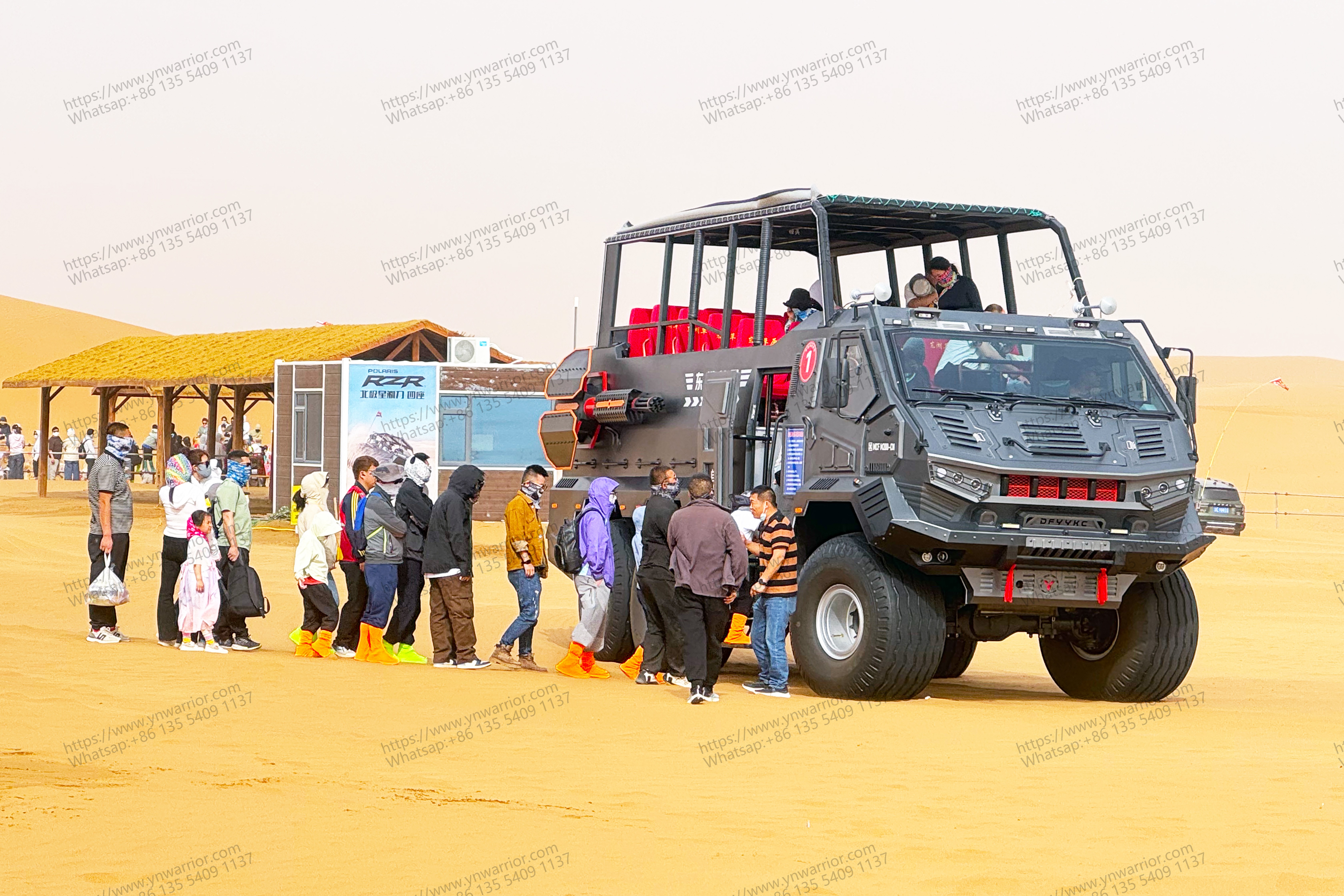 Desert Cruiser Bus 