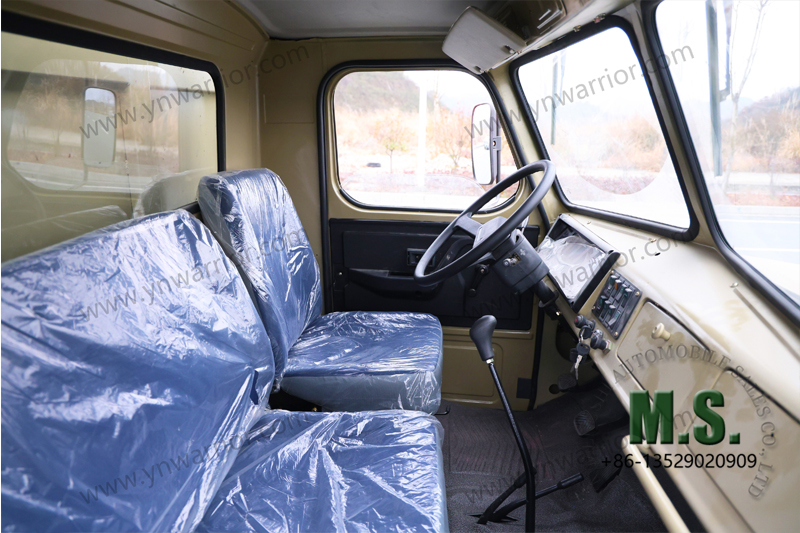 Cabina del cami&oacute;n volquete todoterreno dongfeng 6x6 Volcado todoterreno 