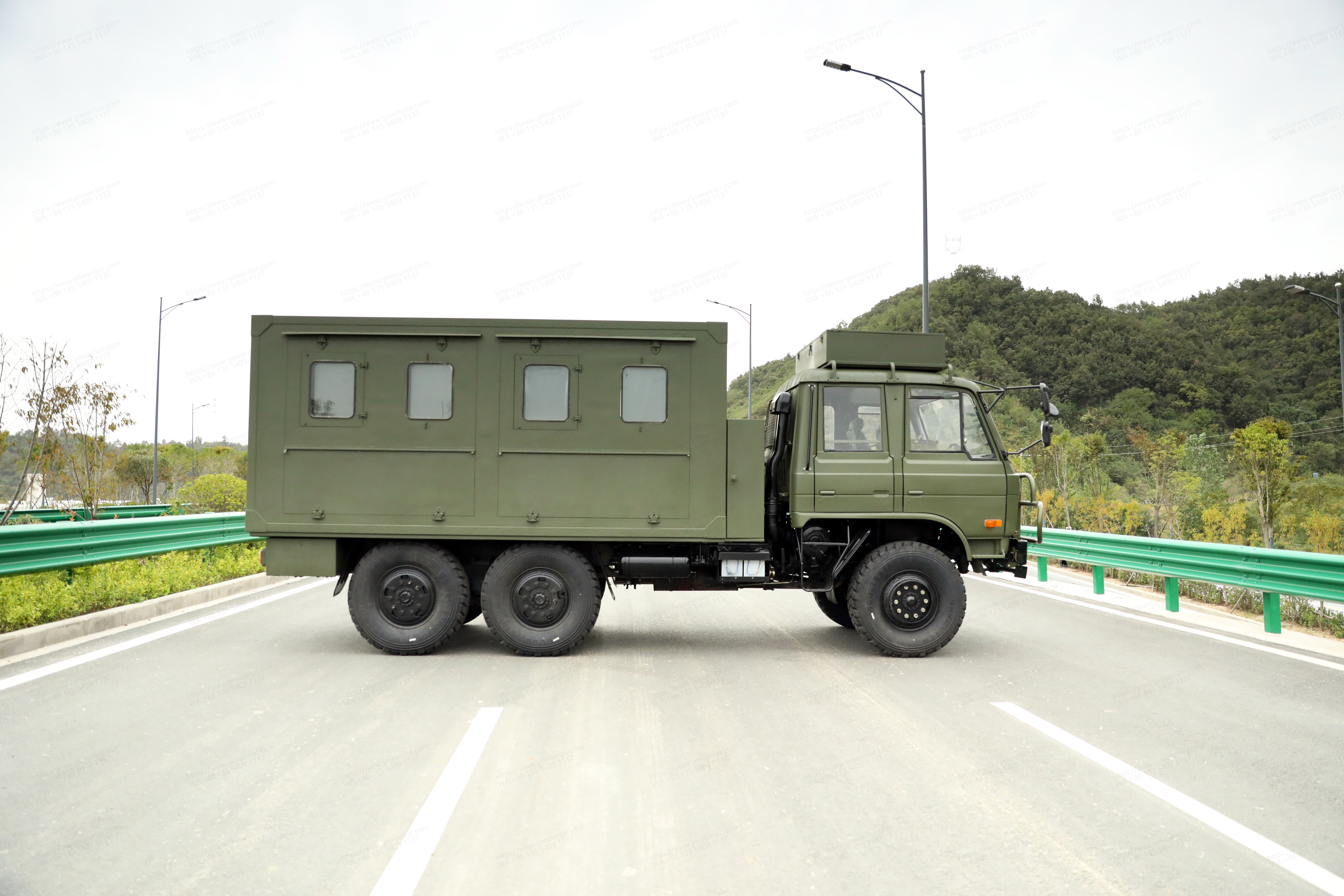 Dongfeng 6x6 Van camioneta de conmutador todoterreno 