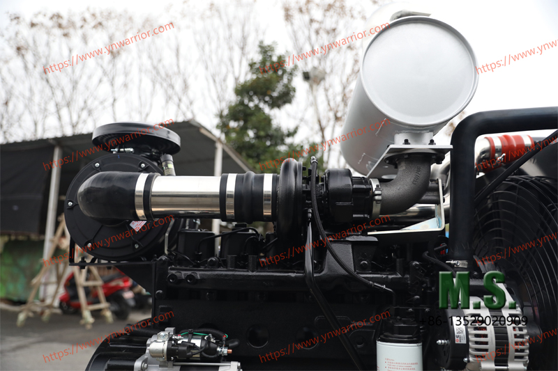 B210 33 Motor 