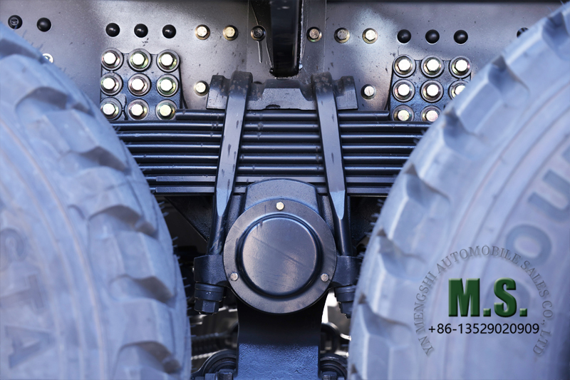 Dongfeng Autob&uacute;s todoterreno 6x6 con ballesta precio econ&oacute;mico 