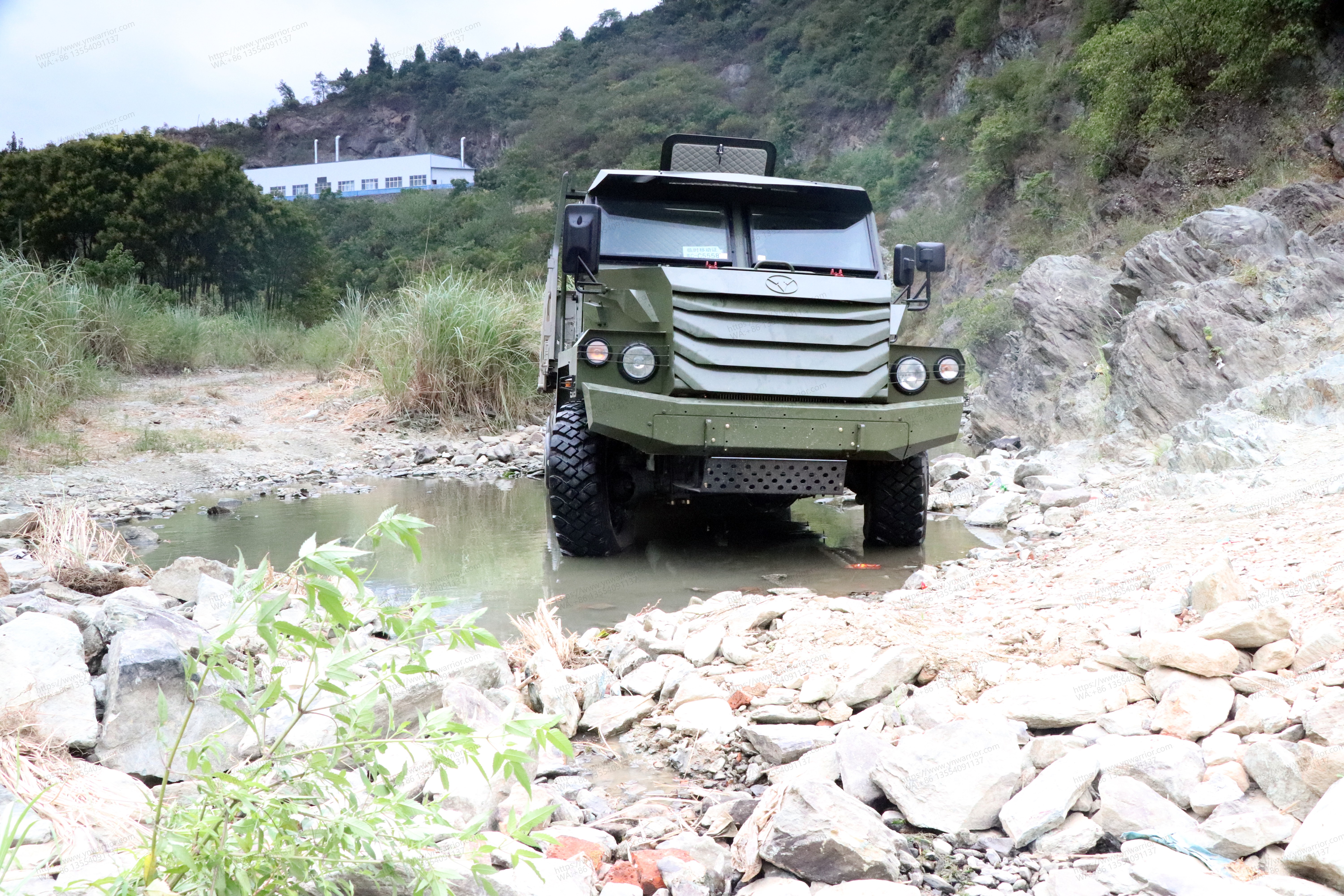 Dongfeng 6x6 camión armado con balas de balas fuera de carretera con fuerza archivada 